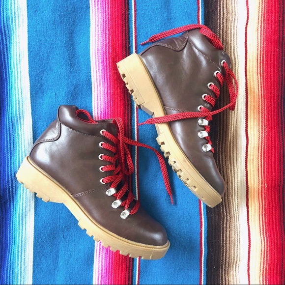 Vegan lace-up hiker boots - Picture 1 of 6